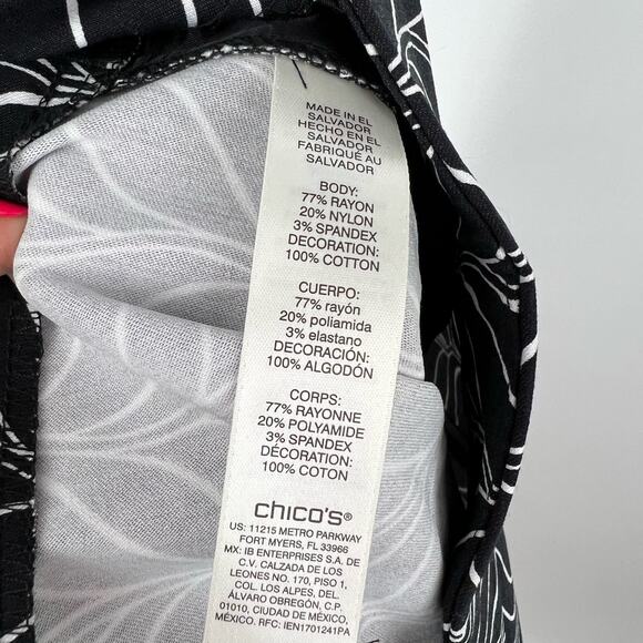 NEW NWT Chicos Perfect Stretch Sz 1.5 US 10 Medium/Large Josie Slim Capri Pants - Picture 9 of 10